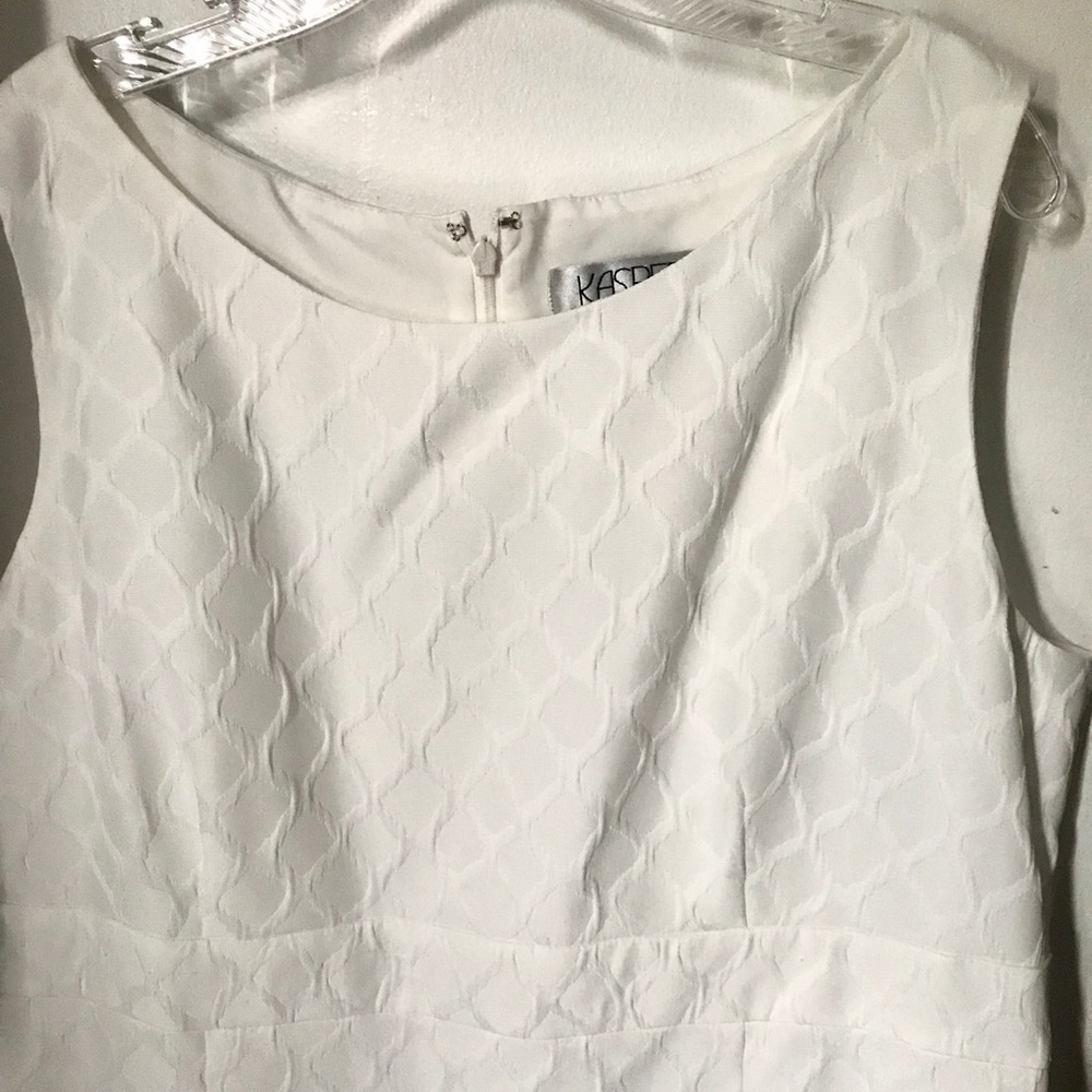 CREAM SHIFT DRESS